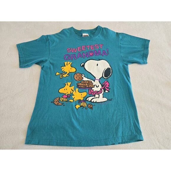Teal Snoopy 'Sweetest Grandma' Graphic Tee - Picture 1 of 6